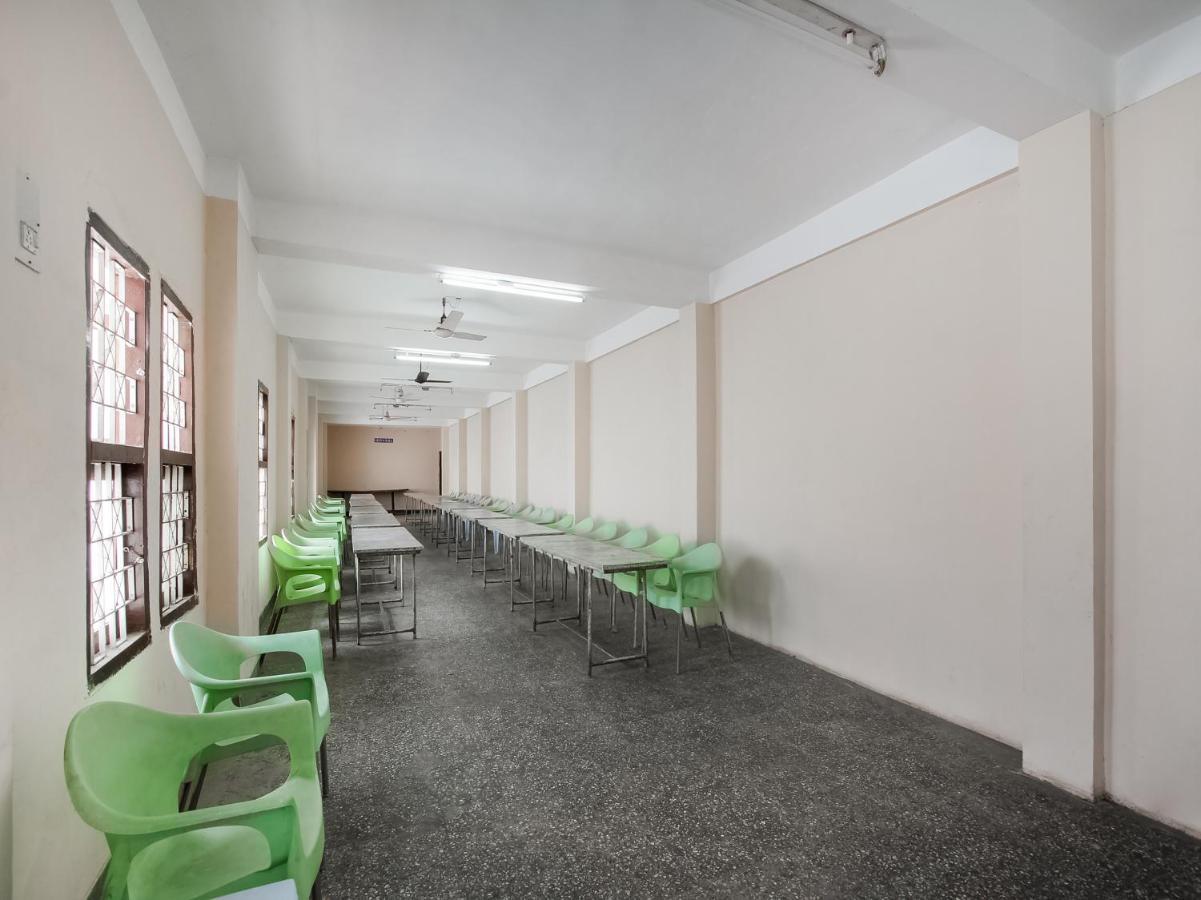 Spot On 43451 Hotel Sakunthala International Tirunelveli Ngoại thất bức ảnh